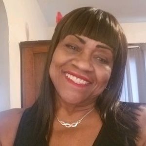 Meet your Posher, Isabella